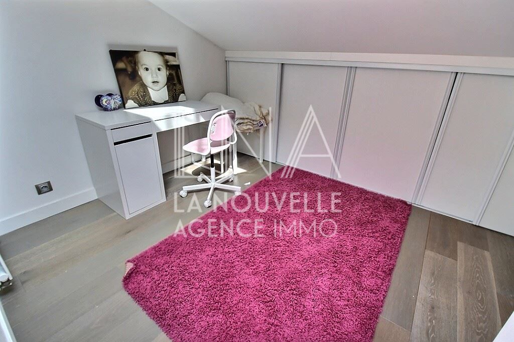 maison 4 Pièces en vente sur LES LILAS (93260)