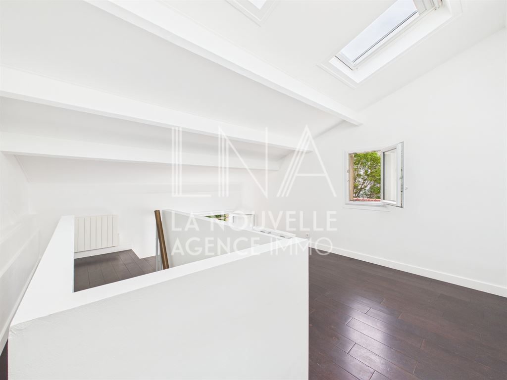 appartement 5 Pièces en vente sur LES LILAS (93260)