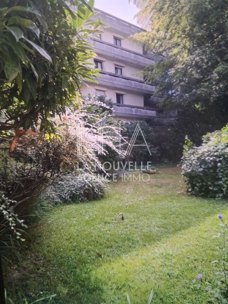 appartement 1 pièce en vente sur LES LILAS (93260)